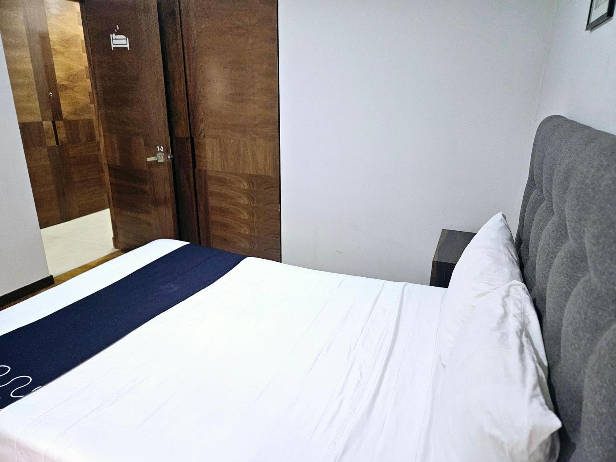 Hotel Singular Socrates 3*
